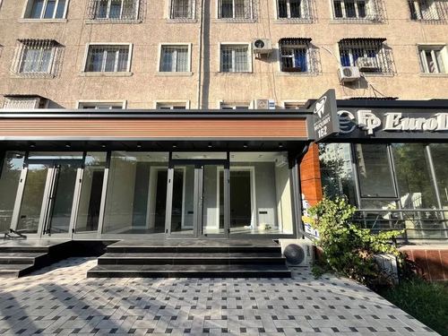 Сдаётся офис в аренду | метро Новза | Спорт товар |