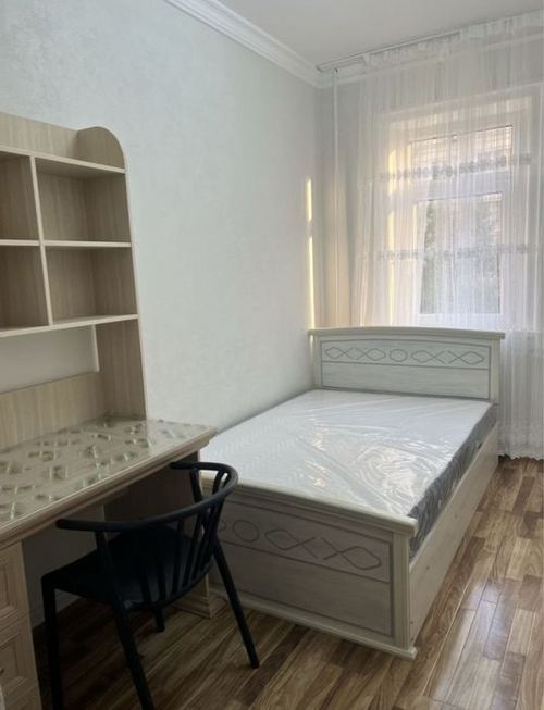 3-xonali kvartira, 75 m²