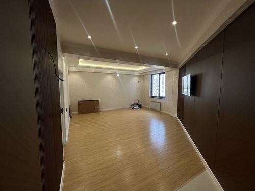3-xonali kvartira, 95 m²