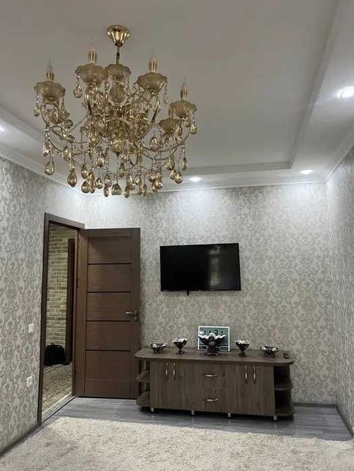 3-xonali kvartira, 72 m²