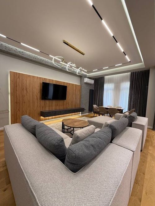 3-xonali kvartira, 130 m²