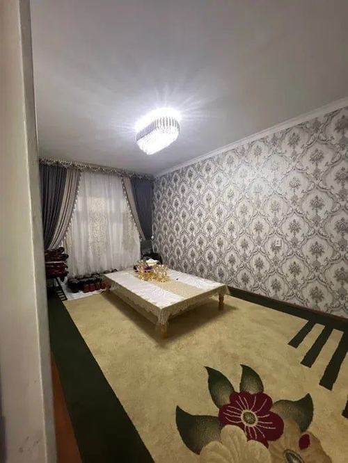 3-xonali kvartira, 70 m²