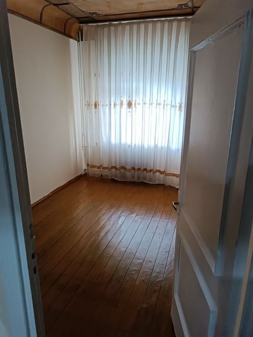 5-xonali kvartira, 100 m²