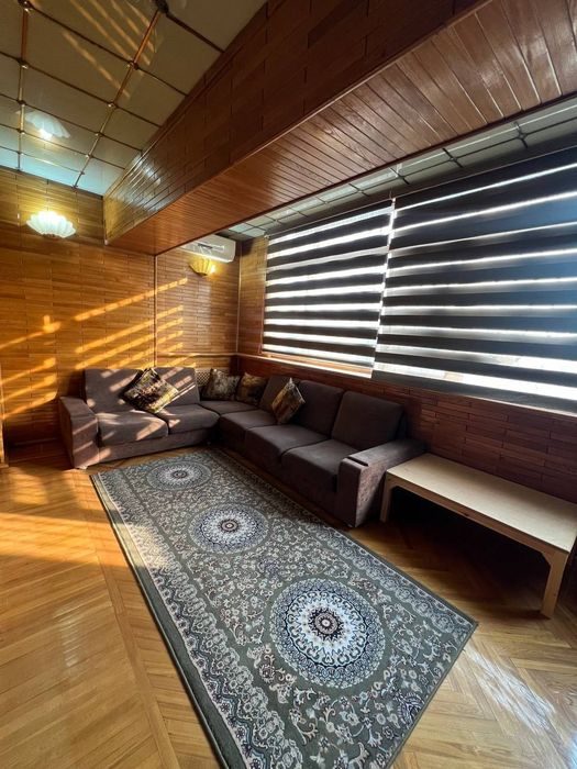 4-xonali kvartira, 120 m², Toshkent, Shayxontohur tumani, ijaraga