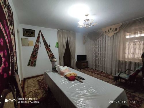 5-xonali kvartira, 130 m²
