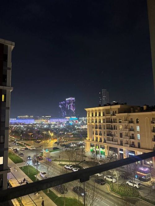 3-xonali kvartira, 108 m²
