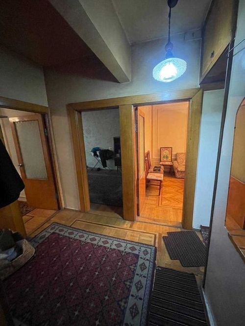 3-xonali kvartira, 90 m²