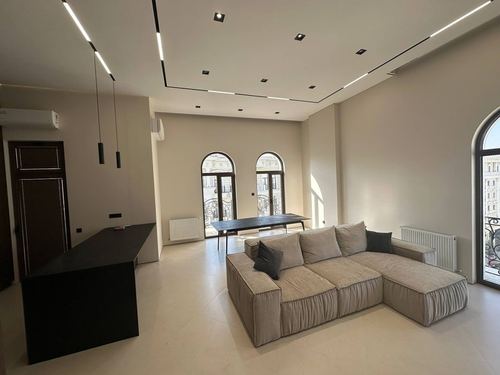 3-xonali kvartira, 120 m²