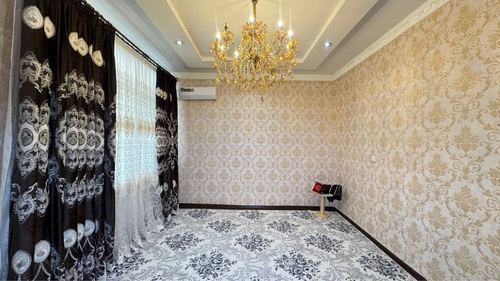 5-xonali kvartira, 2.3 m²