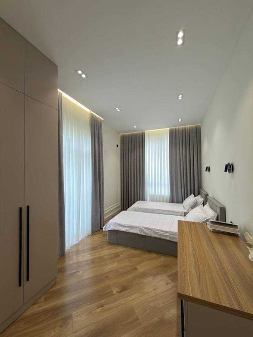 5-room apartment, 121 m²