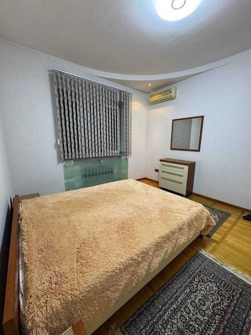 5-xonali kvartira, 78 m²