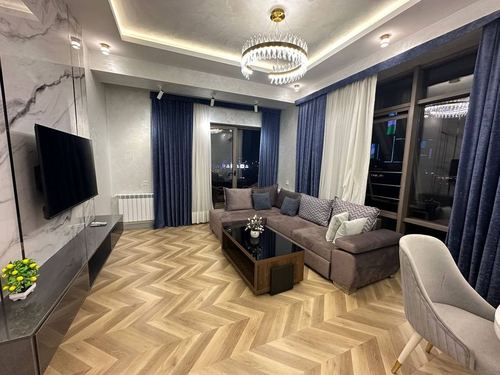 3-xonali kvartira, 100 m²