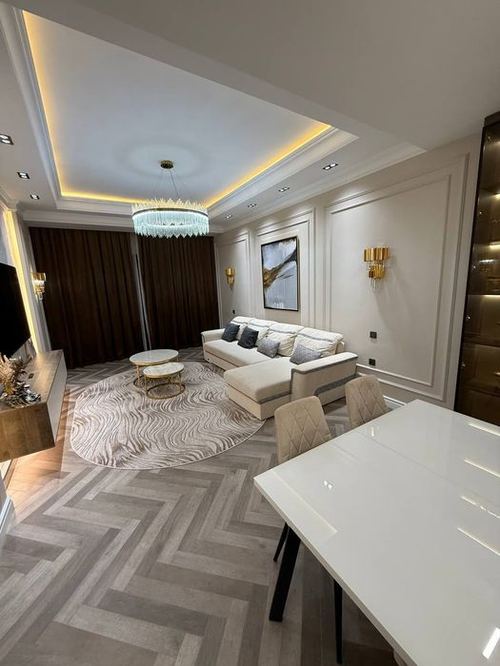 4-xonali kvartira, 130 m²
