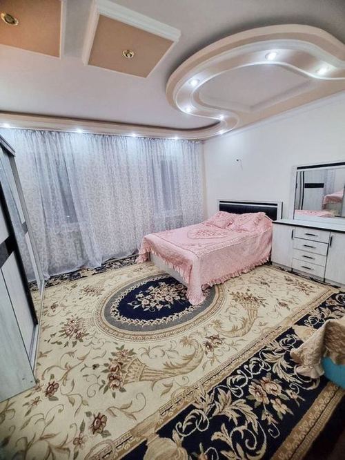 2-xonali kvartira, 70 m²
