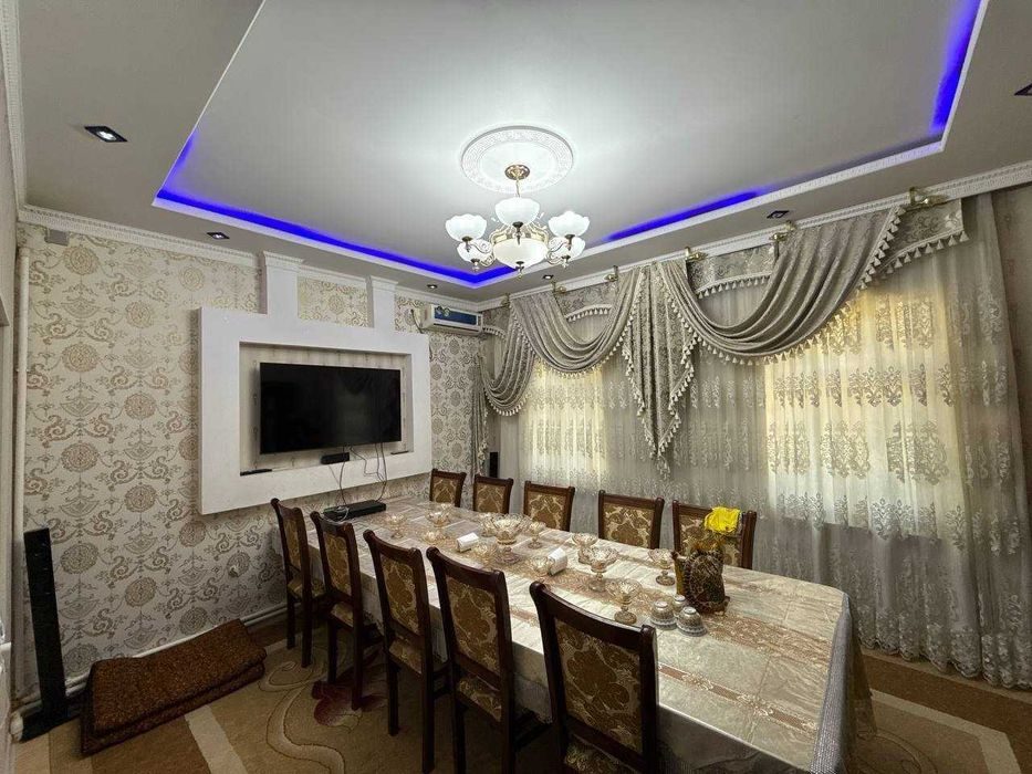7-комнатный дом, 325 м², Ташкент, Шайхантахурский район, на продажу