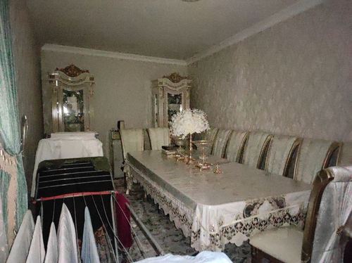 8-room house, 300 m²