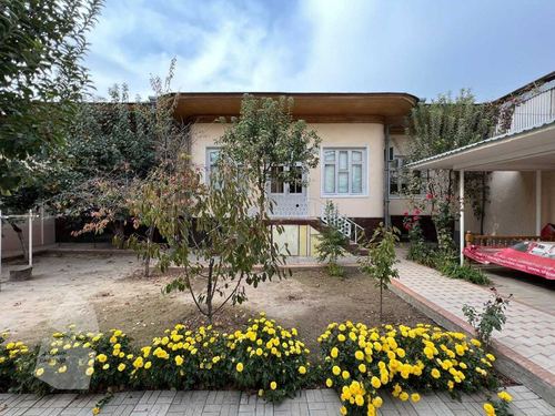 8-room house, 246 m²