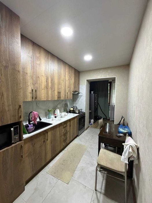 3-xonali kvartira, 70 m², Toshkent, Shayxontohur tumani, sotuvga