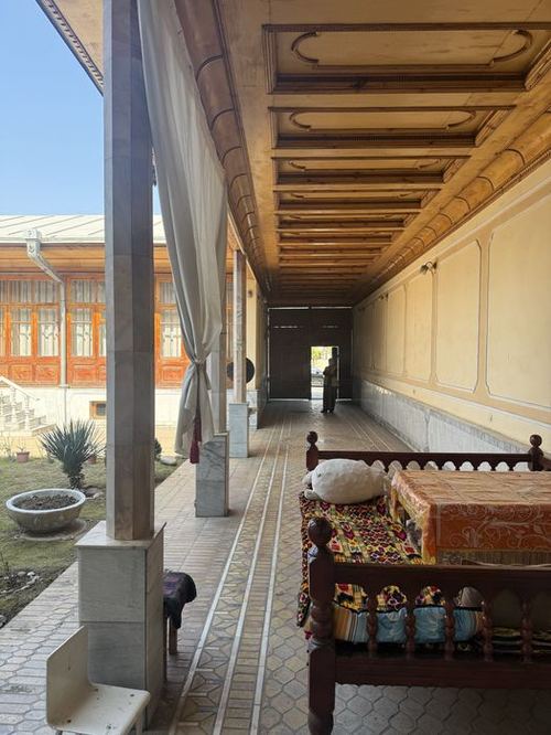 7-комнатный дом, 400 м²
