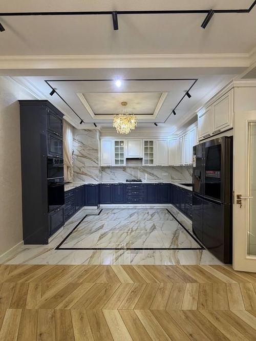 5-room apartment, 200 m²