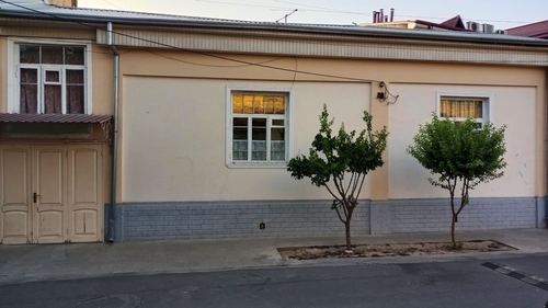 10-комнатный дом, 3.7 м²