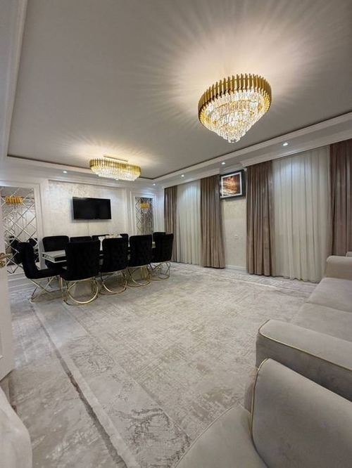 5-xonali kvartira, 155 m²
