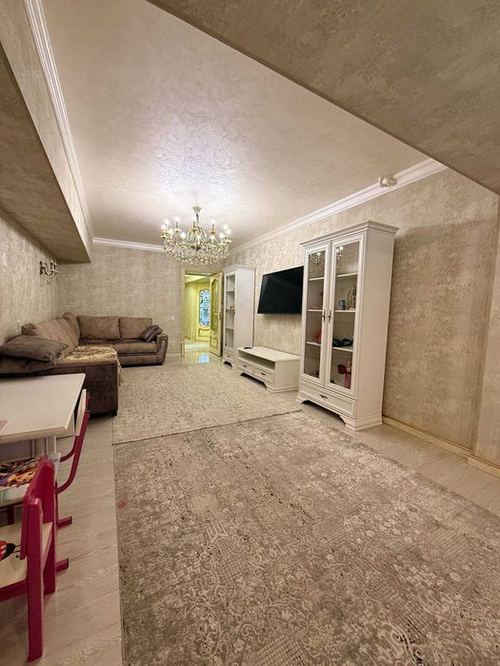 3-xonali kvartira, 76 m²