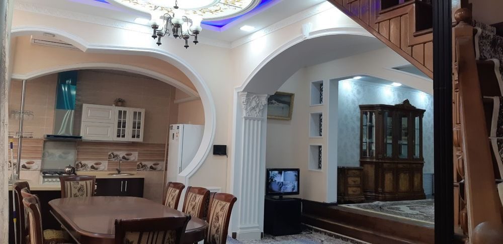 6-xonali uy, 300 m², Toshkent, Shayxontohur tumani, ijaraga