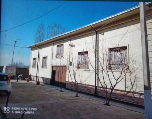 8-room house, 600 m²