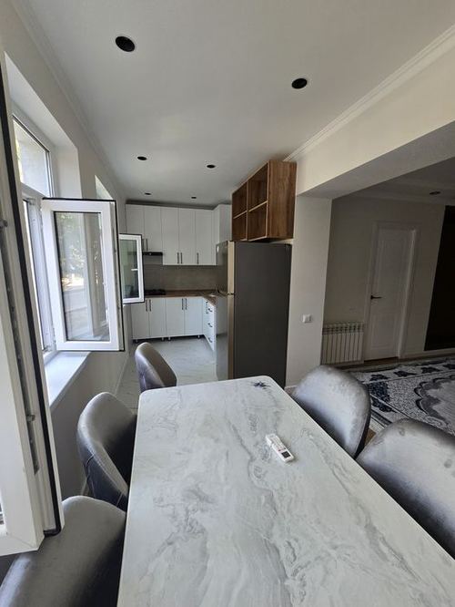 4-xonali kvartira, 63 m²