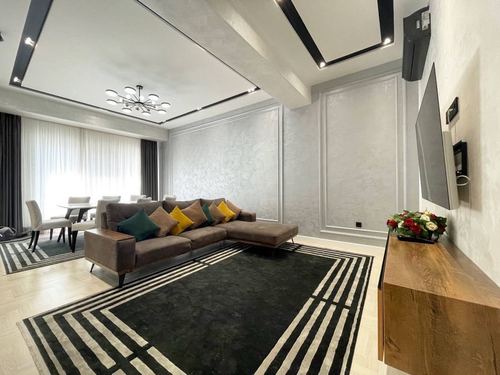 4-xonali kvartira, 125 m²