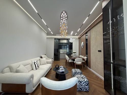 4-xonali kvartira, 137 m²
