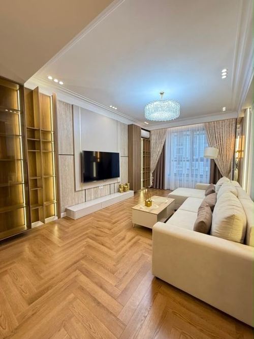3-xonali kvartira, 105 m²