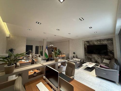 Продается офис Ор-р: рынок Малика 128м2