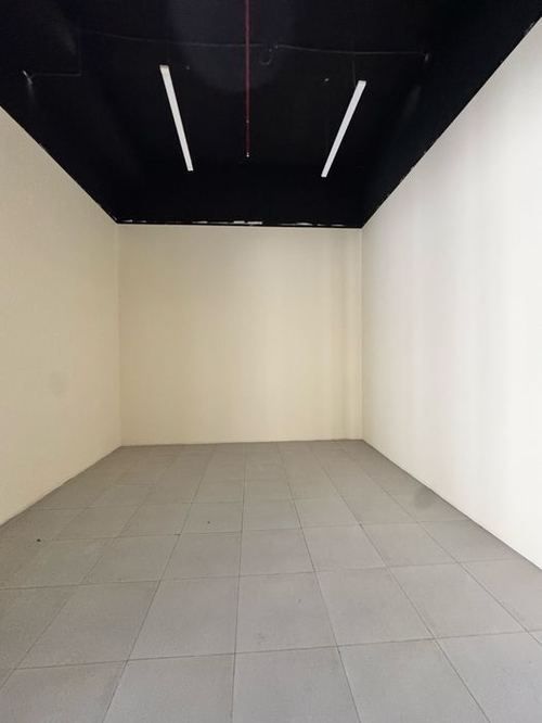 Stroy Mart 17.500$ 19kv.m