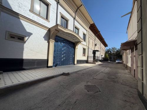 7-room house, 550 m²