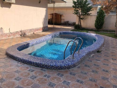 4-room dacha, 1200 m²