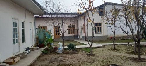 6-room house, 700 m²