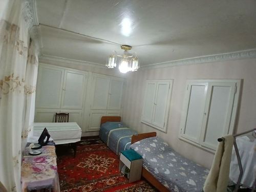 6-room house part, 370 m²