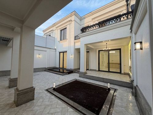 6-room house, 450 m²