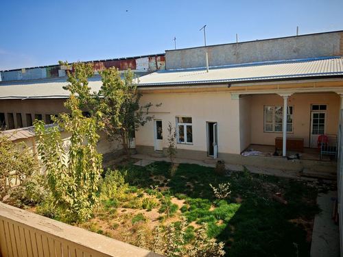 6-room house, 200 m²