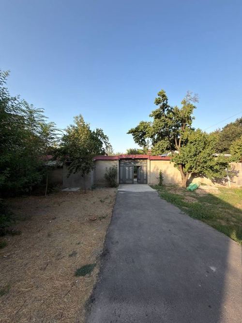 9-room house, 5.5 m²