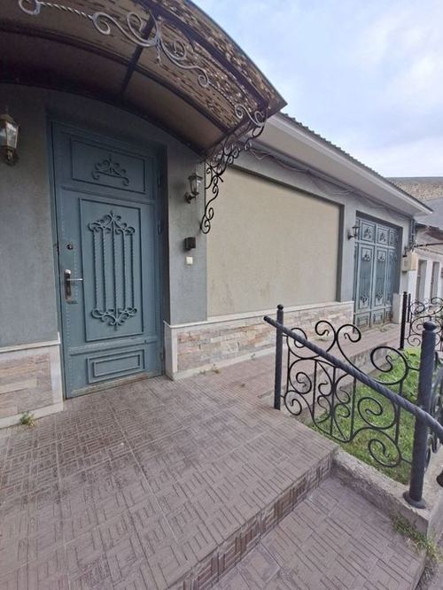 6-room house, 2.43 m²