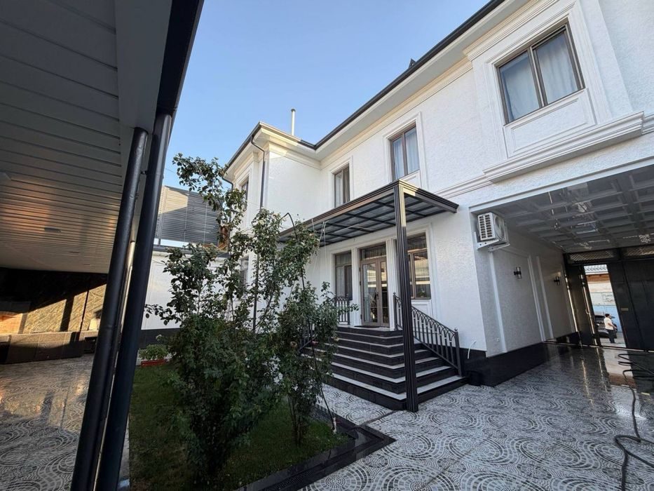 6-room house, 300 m², Tashkent, Shaykhantakhur District, for sale