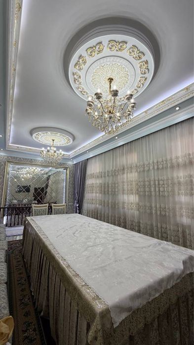7-room house, 4 m²