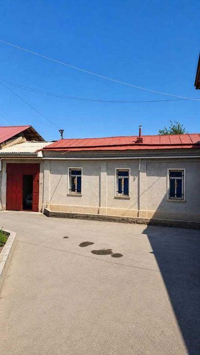 5-room house, 370 m²