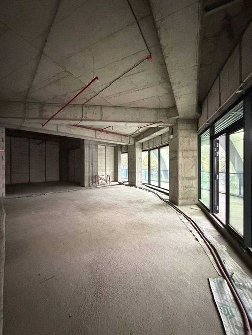 Коммерческая недвижимость, aренда помещения в NRG U-Tower 132 кв.м.