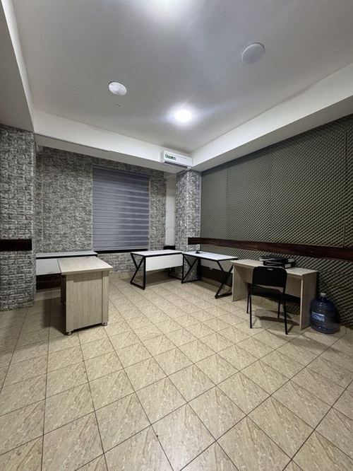 Ул.Нурафшан. Сагбон Сдаётся офис 24м2. 250 у.е