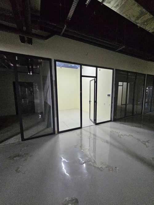 Stroy mart Ibn Sino 14 kv dokon , sklad uzumga  ofis