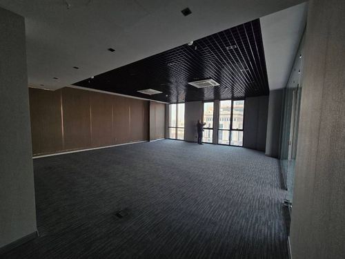 Аренда офис
Nest one 114M2